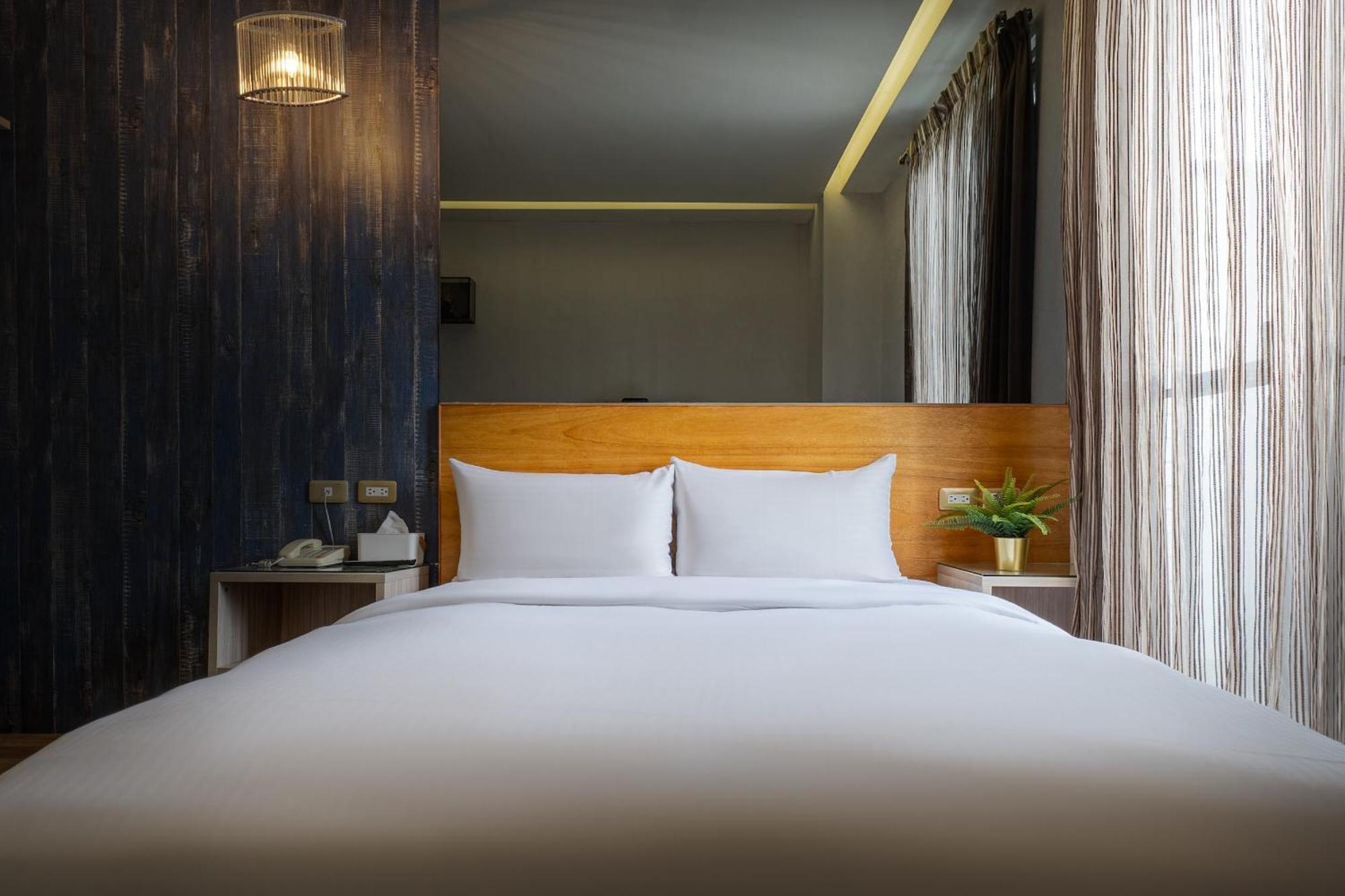 Check Inn Express Taichung Fuxing Hall 2 Kültér fotó
